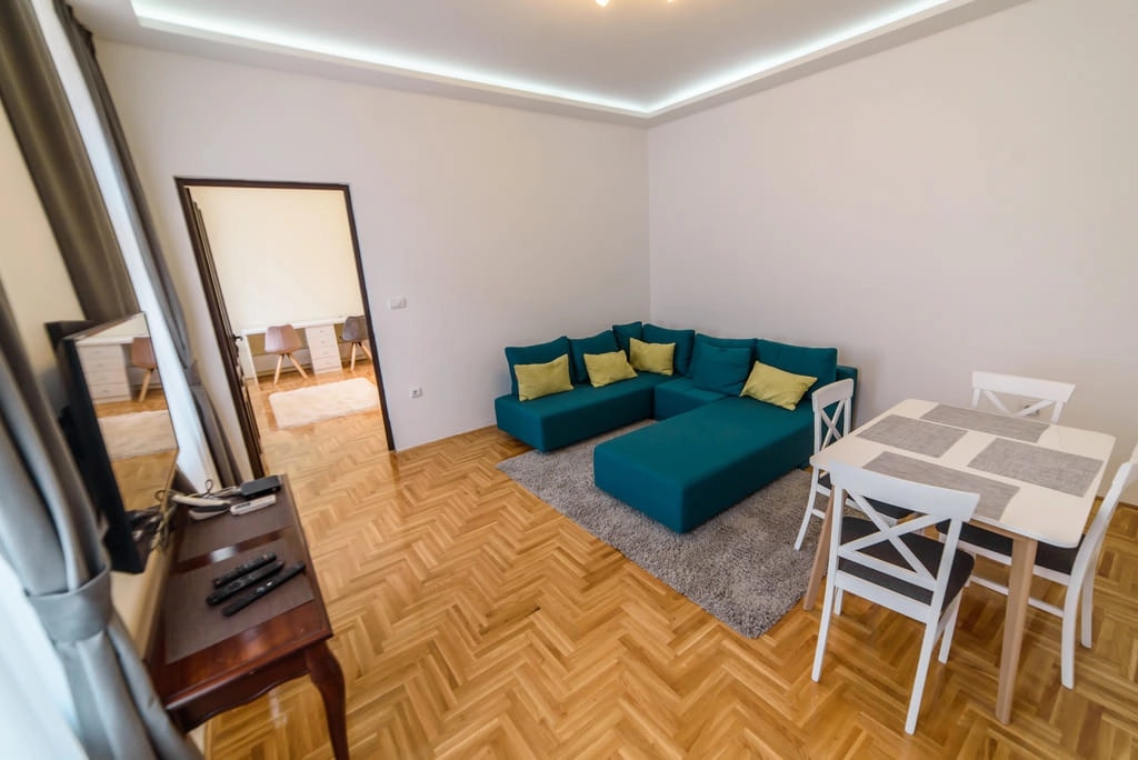 Apartman Danube 2 - Apartmani Novi Sad